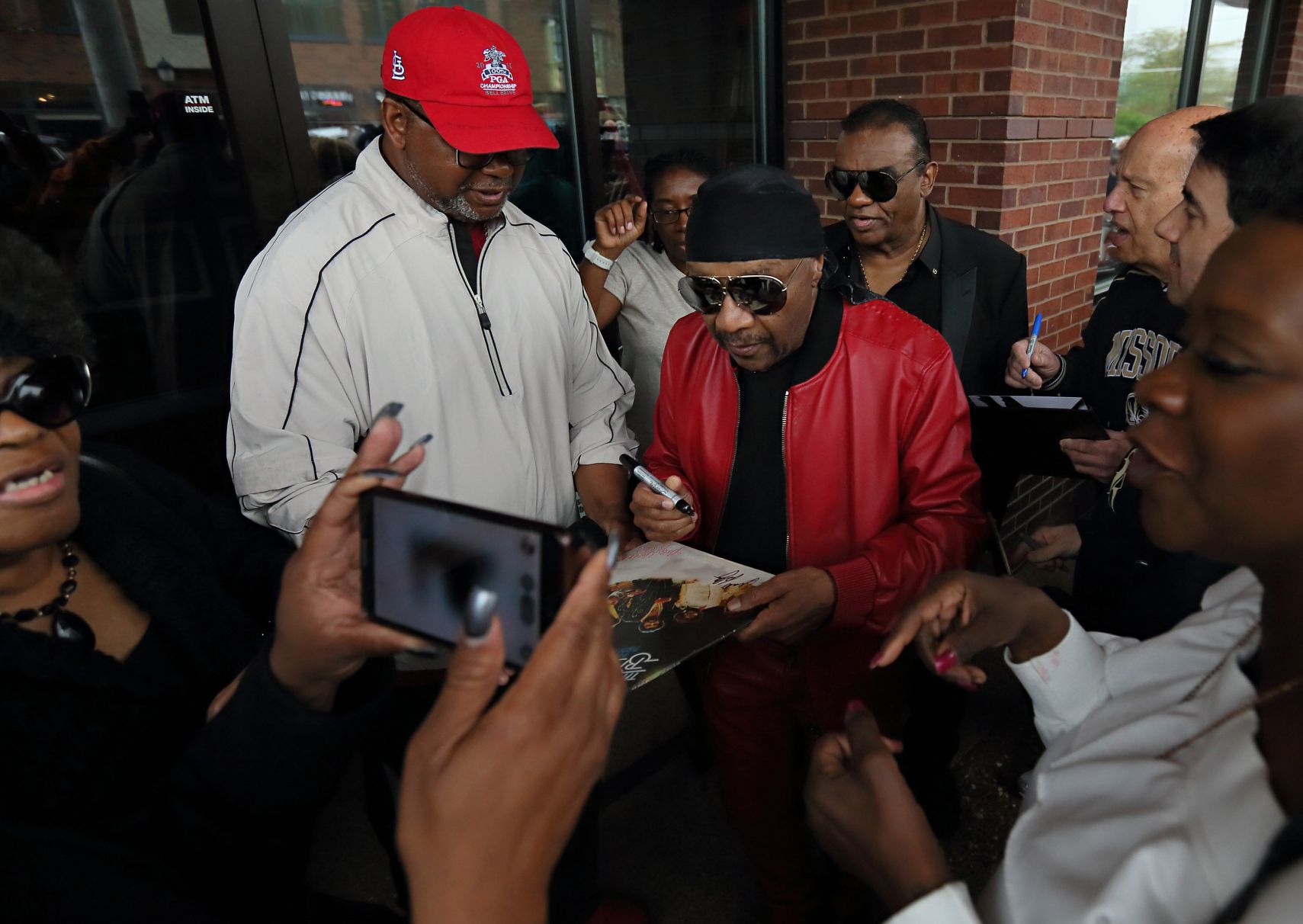 Isley Brothers get star on St. Louis Walk of Fame in the Loop